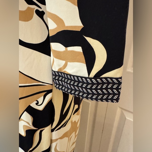 J. McLaughlin dress - NWOT- XS. Multicolored straight style - Picture 5 of 11